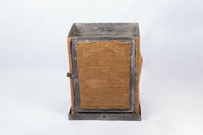 COOLGARDIE SAFE - GALVANISED FRAME, HESSIAN COVER