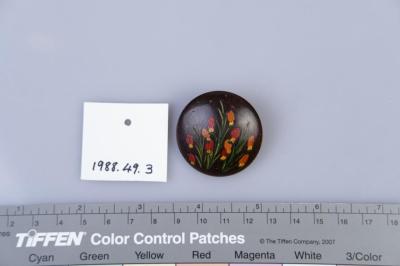 BROOCH: WILDFLOWERS, BROWN WOOD, PAINTED