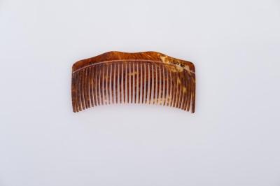 TORTOISESHELL COMB
