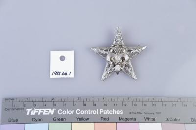 BROOCH: SILVER FILIGREE STAR