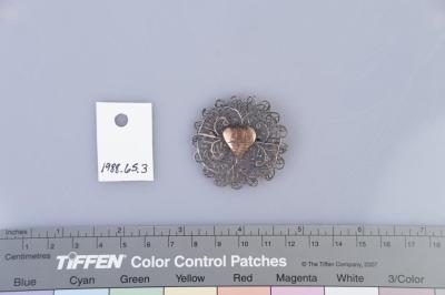 BROOCH: FILAGREE, HEART SHAPED