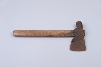 TOOL: HATCHET, 'TOMAHAWK' (AXE)