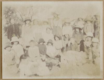 PHOTOGRAPH (DIGITAL COPY): LARGE GROUP OF CHILDREN, ABRAHAMS FAMILY