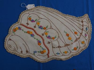 GENERAL EMBROIDERY, DUCHESS SET