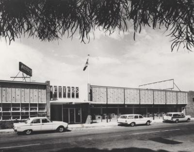 PHOTOGRAPH: METTERS' SHOWROOMS, NEW FACE, 1966