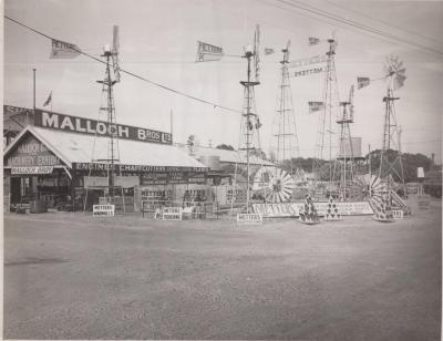 PHOTOGRAPH: METTERS' EXHIBIT, PERTH ROYAL SHOW