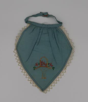 APRON, DOLL - SEWING SAMPLE