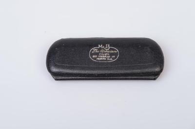 SPECTACLES CASE: 'MR B' GLASSES CASE