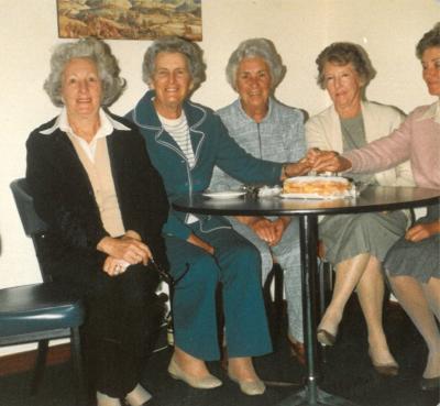 LADIES BUBURY VISIT AUGUST 1985