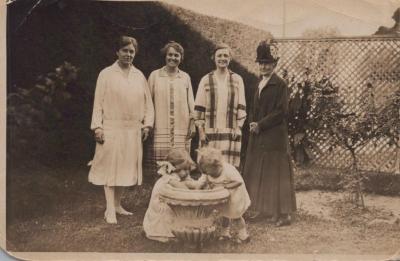 PHOTOGRAPH: EDNA, EILEEN, DOROTHY AND MARY NEWMAN