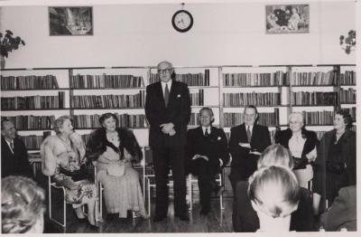 PHOTOGRAPH: DR T.L. ROBERTSON OPENING CHILDREN'S LIBRARY