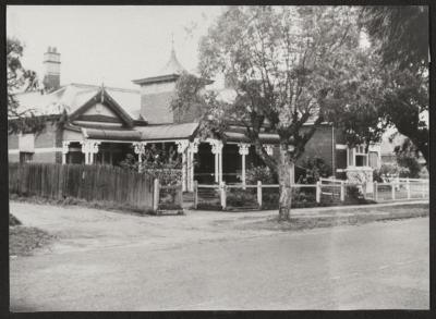 PHOTOGRAPH: 135 HAMERSLEY ROAD, SUBIACO