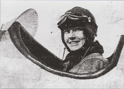 PHOTOGRAPH: PILOT - HELEN PROSSER