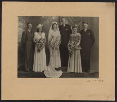 PHOTOGRAPH: BROAD, HARRY AND BALDING, LAUREL FAMILY WEDDING PORTRAIT