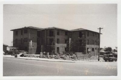 PHOTOGRAPH: EYRE COURT, CNR BAGOT ROAD & AXON STREET UNDER CONSTRUCTION