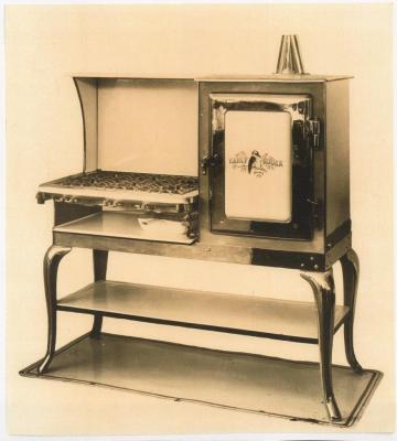 PHOTOGRAPH: METTERS 'EARLY KOOKA' STOVE NO. 27