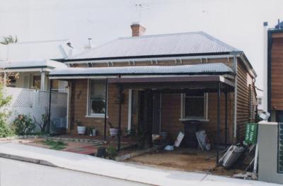 PHOTOGRAPH: WORKERS COTTAGE, 73 ROWLAND STREET