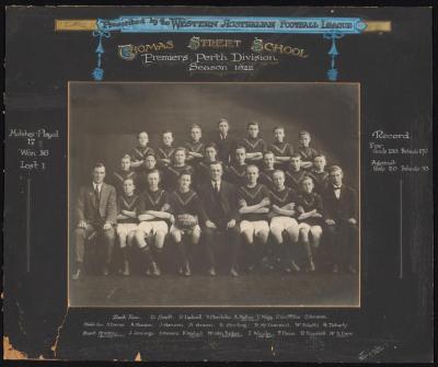 PHOTOGRAPH: THOMAS STREET SCHOOL FOOTBALL TEAM, PREMIERS PERTH DIVISON 1922