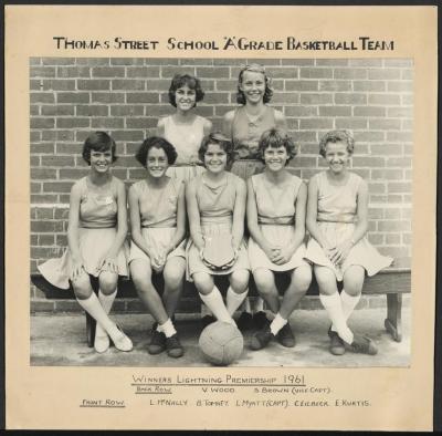 PHOTOGRAPH: THOMAS STREET SCHOOL BASKETBALL TEAM, 1961