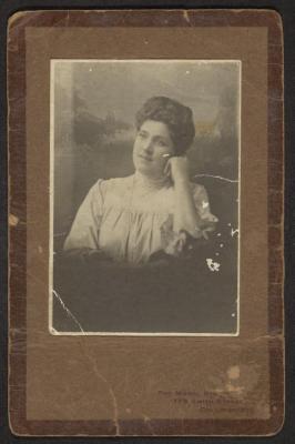 PHOTOGRAPH: PORTRAIT OF LADY, CIRCA 1900
 PHOTOGRAPH: PORTRAIT OF SMILING LADY,C.1900