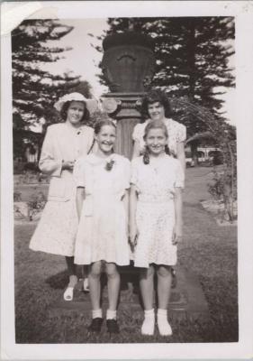 PHOTOGRAPH: GIRLS IN SUBIACO GARDENS