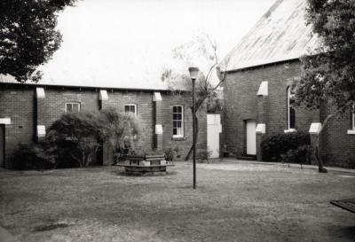 PHOTOGRAPH: SUBIACO UNITING CHURCH, GARDEN