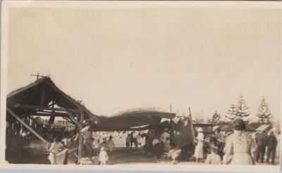 PHOTOGRAPH: SUNDAY SCHOOL PICNIC SOUTH BEACH, 1937, FROM ALBUM OF PHOTOGRAPHS METHODIST CHURCH DERBY ROAD