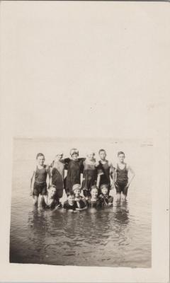 PHOTOGRAPH: DERBY ROAD SUNDAY SCHOOL 1924, FROM ALBUM OF PHOTOGRAPHS METHODIST CHURCH DERBY ROAD