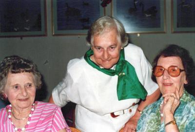 PHOTOGRAPH: SUBIACO UNITING CHURCH LADIES' GUILD CHRISTMAS PARTY 1989, GUEST, PRESIDENT MRS MOLLIE SMITH AND MRS KATH VAUGHAN