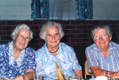 PHOTOGRAPH: SUBIACO UNITING CHURCH LADIES' GUILD CHRISTMAS PARTY 1989, MRS NAN GORDON, MRS EDNA FITCH AND GUEST MISS DESMA COHEN