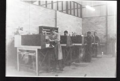 PHOTOGRAPH: SUBIACO OXYGEN WOKS - REPAIR WORKSHOP (BOC)