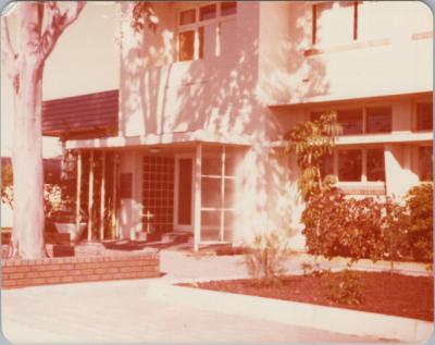 PHOTOGRAPH: HUMES OFFICE EXTERIOR, 1978