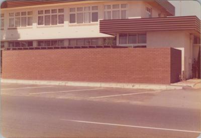 PHOTOGRAPH: HUMES OFFICE EXTERIOR, 1978