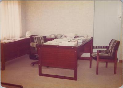 PHOTOGRAPH: HUMES BOARDROOM AND OFFICE, 1975