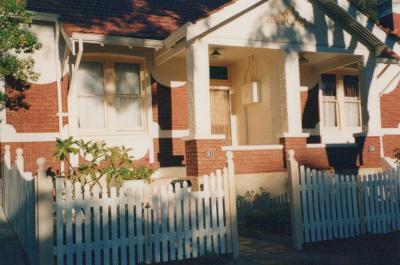 PHOTOGRAPH: HOUSE 19/21 SMYTH ROAD, CNR. CHARLES STREET