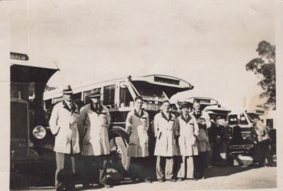 PHOTOGRAPH: EMU BUS COMPANY, BUSES & DRIVERS