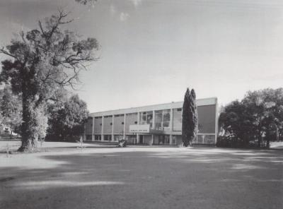 PHOTOGRAPH: SUBIACO CITY HALL, EXTERIOR IN 1983 PRIOR TO CONVERSION