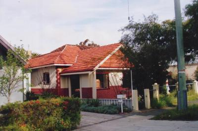 PHOTOGRAPH: HOUSE, SMYTH ROAD, SHENTON PARK