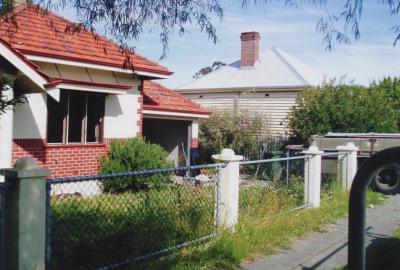 PHOTOGRAPH: HOUSE, SMYTH ROAD, SHENTON PARK