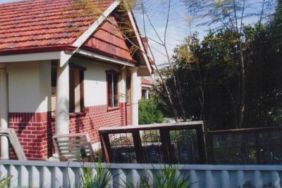 PHOTOGRAPH: HOUSE, SMYTH ROAD, SHENTON PARK