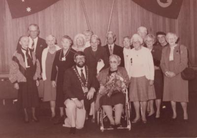 PHOTOGRAPH: SUBIACO RED CROSS UNIT - MARY YOUNG PRESENTATION