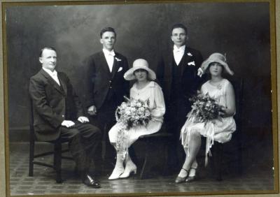 PHOTOGRAPH (DIGITAL): ARNOLD SMITH AND FAMILY