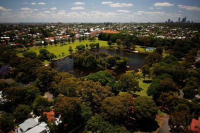 PHOTOGRAPH (DIGITAL): AERIAL PHOTOGRAPH OF LAKE JUALBUP AND SHENTON PARK