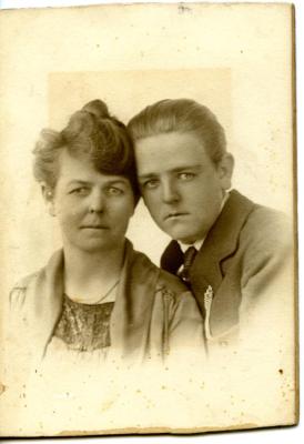 PHOTOGRAPH: FLORENCE WHITE AND HER SON, SHIRLEY INNEL FRANCIS WHITE