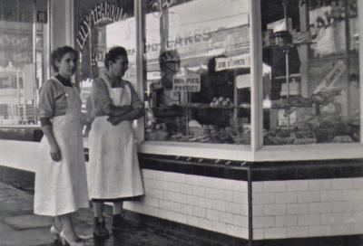 PHOTOGRAPH: LILLY TEAROOMS SUBIACO