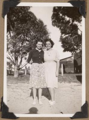 PHOTOGRAPH (DIGITAL): THELMA GREEN AND WINNIE CONGDON, ROCKINGHAM, WA, FROM CONGDON FAMILY ALBUM