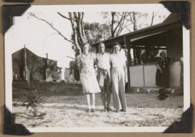 PHOTOGRAPH (DIGITAL): GROUP PHOTO, ROCKINGHAM, FROM CONGDON FAMILY ALBUM