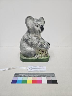 SCULPTURE: KOALA, WEMBLEY WARE