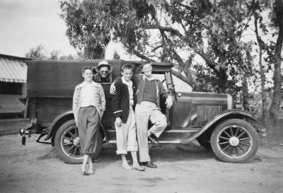 PHOTOGRAPH (DIGITAL): SUBIACO YOUNG ADULTS STANDING BY LES'S CAR, LATE 1950S