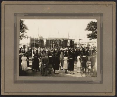 PHOTOGRAPH: LAYING FOUNDATION STONE OF DERBY ROAD METHODIST CHURCH 1932